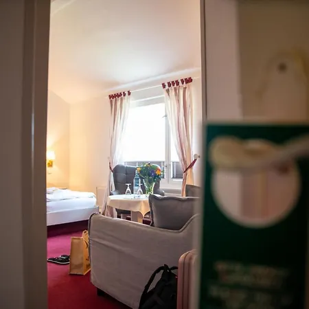 Meeressterne Weisses Schloss Szálloda Heringsdorf