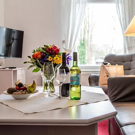 Meeressterne Weisses Schloss Szálloda Heringsdorf