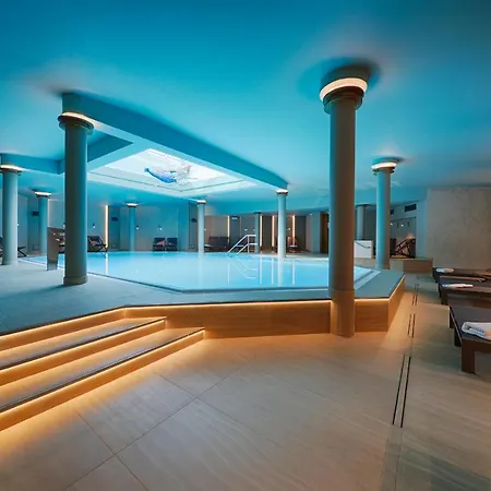 Meeressterne Weisses Schloss Szálloda Heringsdorf