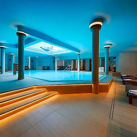 فندق Meeressterne Weisses Schloss هيرينجسدورف